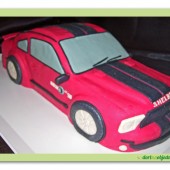 151. Modelovaný dort – osobní auto – na přání