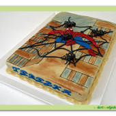 114.Marcipánový dort s dekorem Spider man ve městě