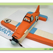 26. Marcipánový modelovaný dort Letadla ” Planes ” Prášek