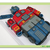 23. Dort Transformers – Optimus Prime