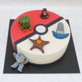431. Pokéstop s pokémony – marcipánový dort