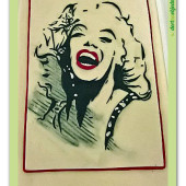 438. Marcipánový dort s reliéfem Marilyn Monroe