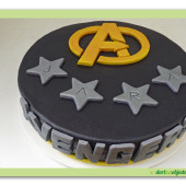 609. Avengers – marcipánový dort